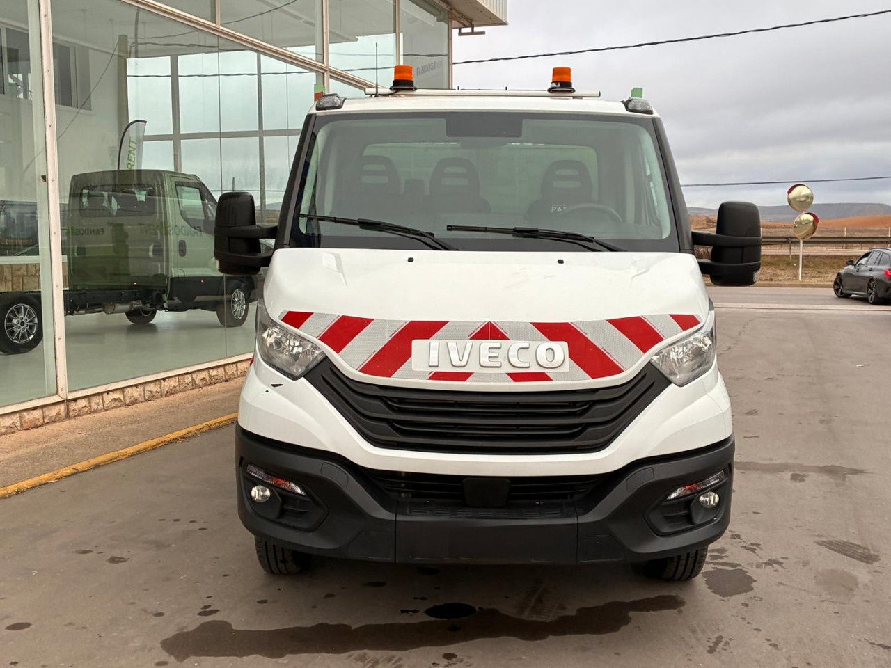 Volquete/Dumper IVECO 35C16 3.0 CAJA BASCULANTE - قلاب صغير: صورة 2 Volquete/Dumper IVECO 35C16 3.0 CAJA BASCULANTE - قلاب صغير: صورة 2