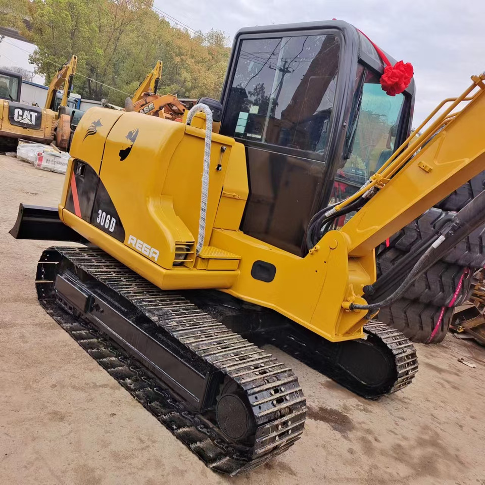 CAT 306 D - حفار صغير: صورة 2 CAT 306 D - حفار صغير: صورة 2