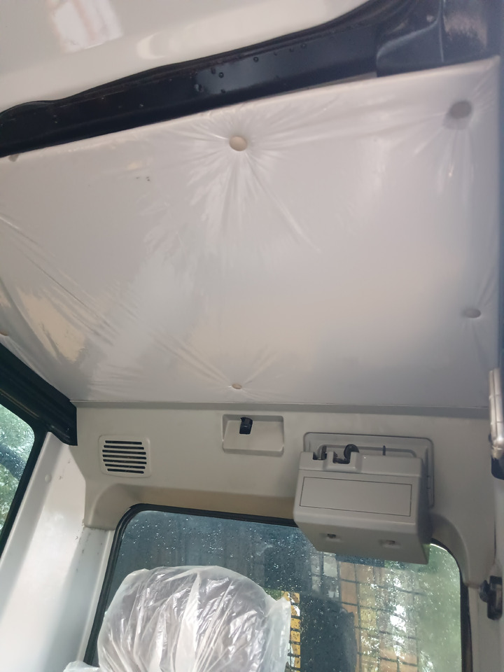 CAT 324DL 330D2L 323GC - حفار زاحف: صورة 2 CAT 324DL 330D2L 323GC - حفار زاحف: صورة 2