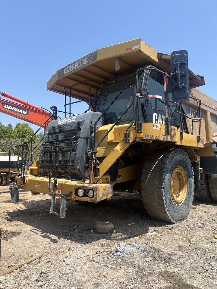 CAT 773F 773 F MINING TRUCK - شاحنة قلابة صلبة/ شاحنة صخور: صورة 1 CAT 773F 773 F MINING TRUCK - شاحنة قلابة صلبة/ شاحنة صخور: صورة 1