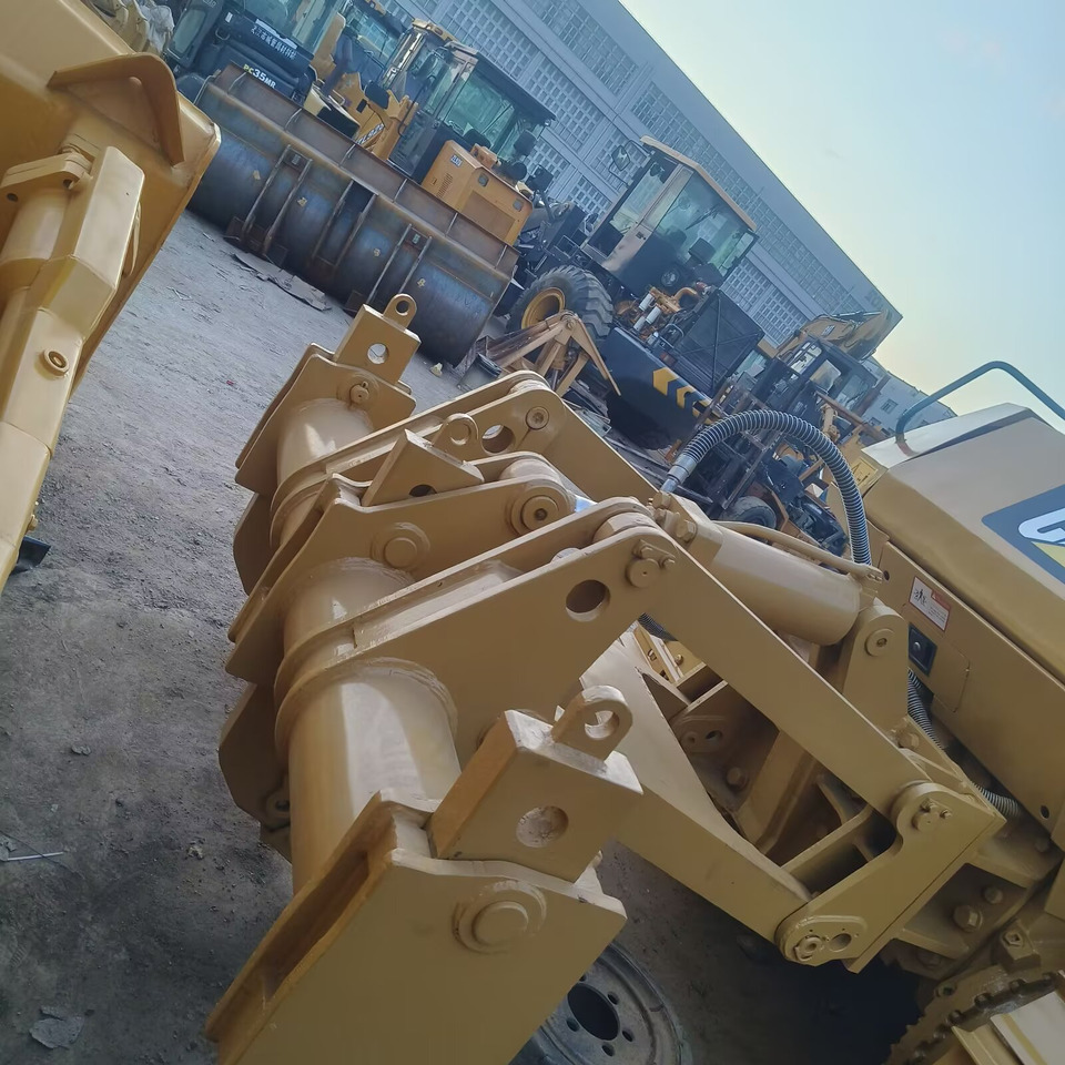 بلدوزر CAT D7G: صورة 9 بلدوزر CAT D7G: صورة 9