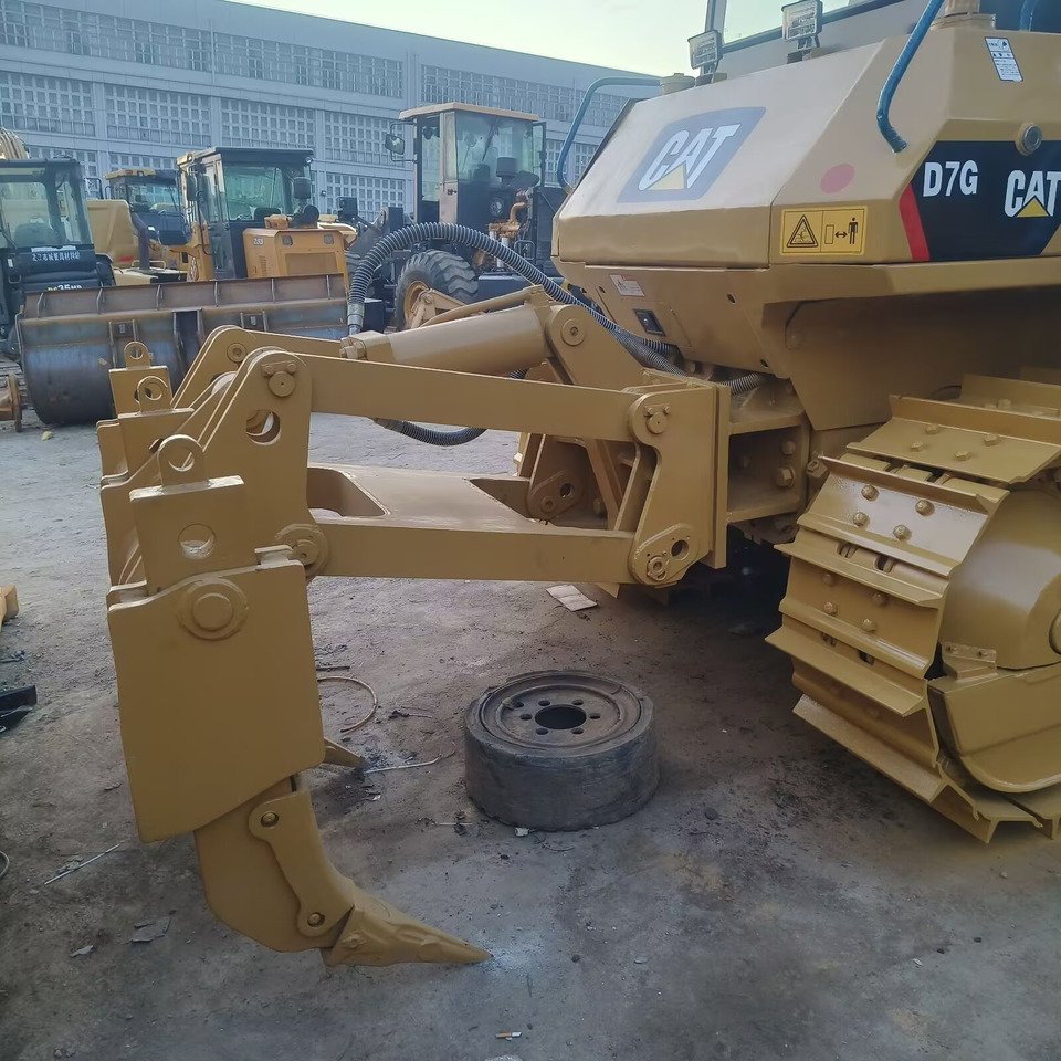 بلدوزر CAT D7G: صورة 8 بلدوزر CAT D7G: صورة 8