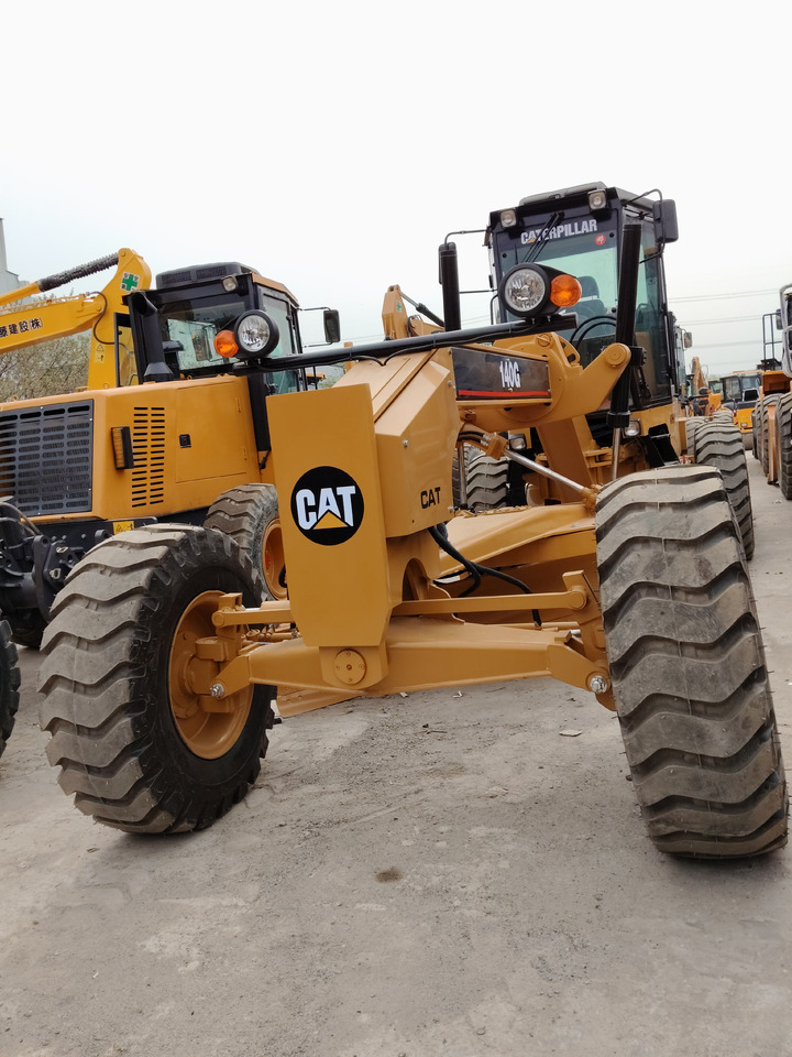 CATERPILLAR 140G CAT 140K 140H - ماكينة تسوية: صورة 1 CATERPILLAR 140G CAT 140K 140H - ماكينة تسوية: صورة 1