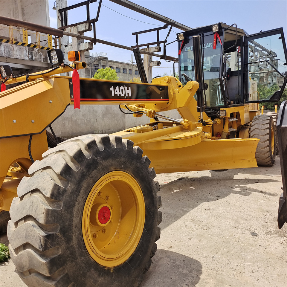 CATERPILLAR 140H CAT 140G 140K - ماكينة تسوية: صورة 1 CATERPILLAR 140H CAT 140G 140K - ماكينة تسوية: صورة 1