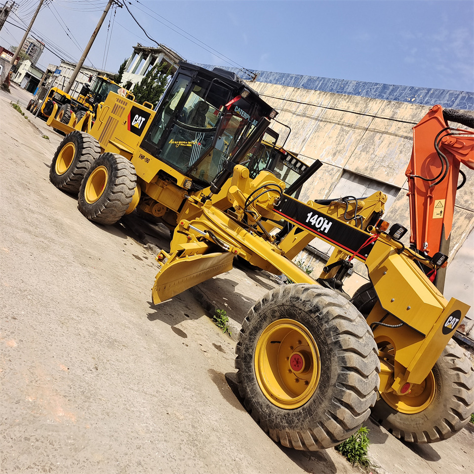 CATERPILLAR 140H CAT 140G 140K - ماكينة تسوية: صورة 2 CATERPILLAR 140H CAT 140G 140K - ماكينة تسوية: صورة 2