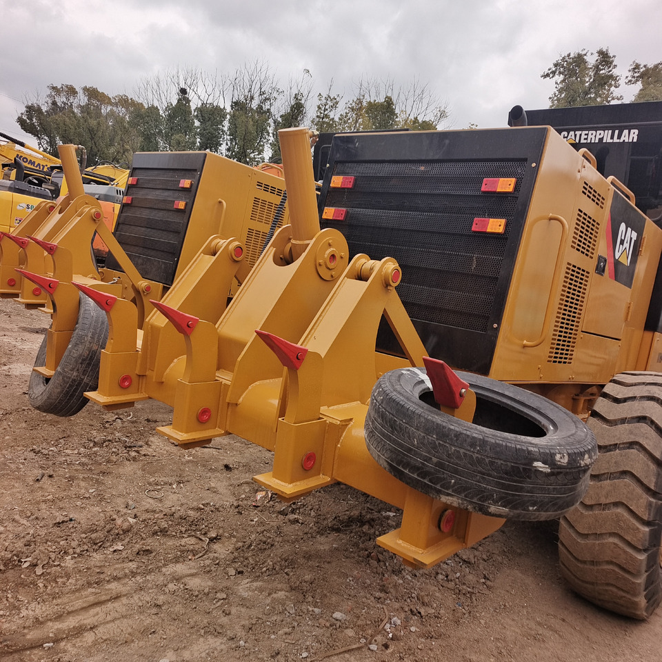 CATERPILLAR 140K CAT 140H 140G - ماكينة تسوية: صورة 5 CATERPILLAR 140K CAT 140H 140G - ماكينة تسوية: صورة 5