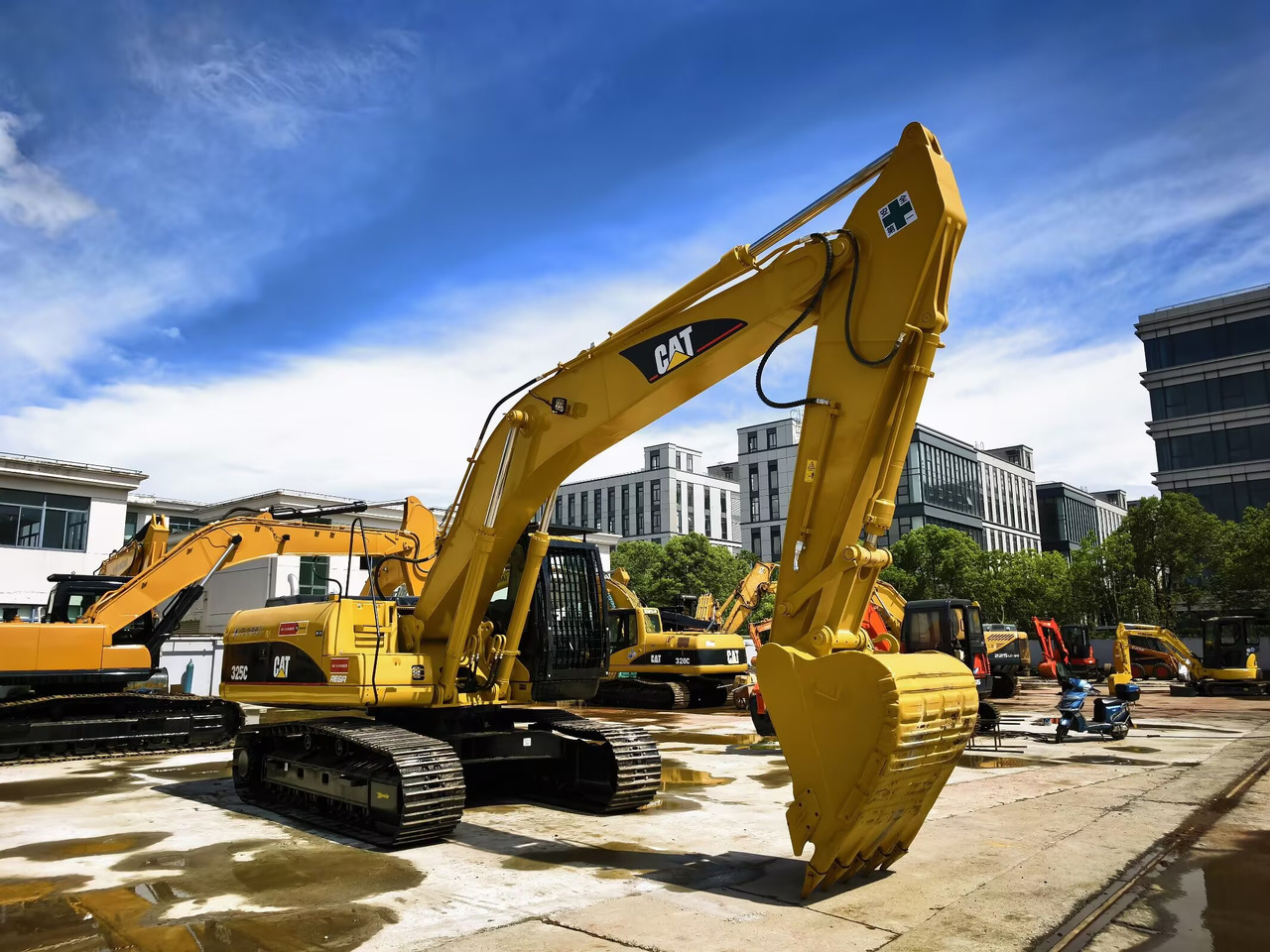 CATERPILLAR 325C CAT 325 C - حفار زاحف: صورة 5 CATERPILLAR 325C CAT 325 C - حفار زاحف: صورة 5