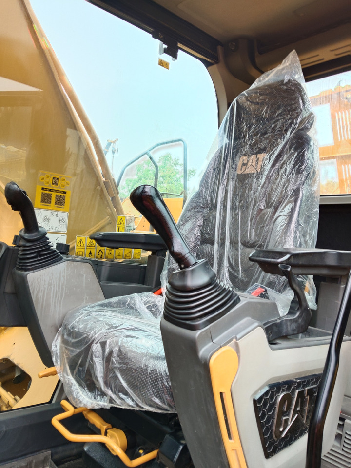 CATERPILLAR 330GC CAT 330 GC - حفار زاحف: صورة 3 CATERPILLAR 330GC CAT 330 GC - حفار زاحف: صورة 3