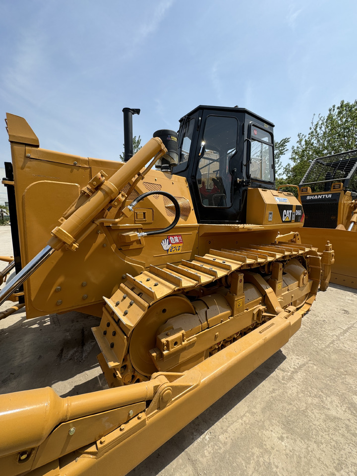 CATERPILLAR D6G CAT - بلدوزر: صورة 1 CATERPILLAR D6G CAT - بلدوزر: صورة 1