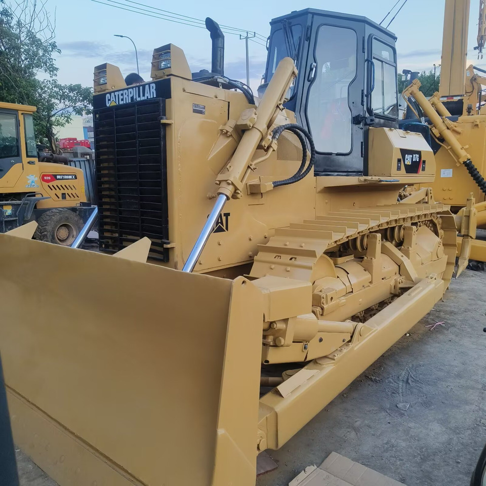 CATERPILLAR D7G CAT D 7 G - بلدوزر: صورة 1 CATERPILLAR D7G CAT D 7 G - بلدوزر: صورة 1