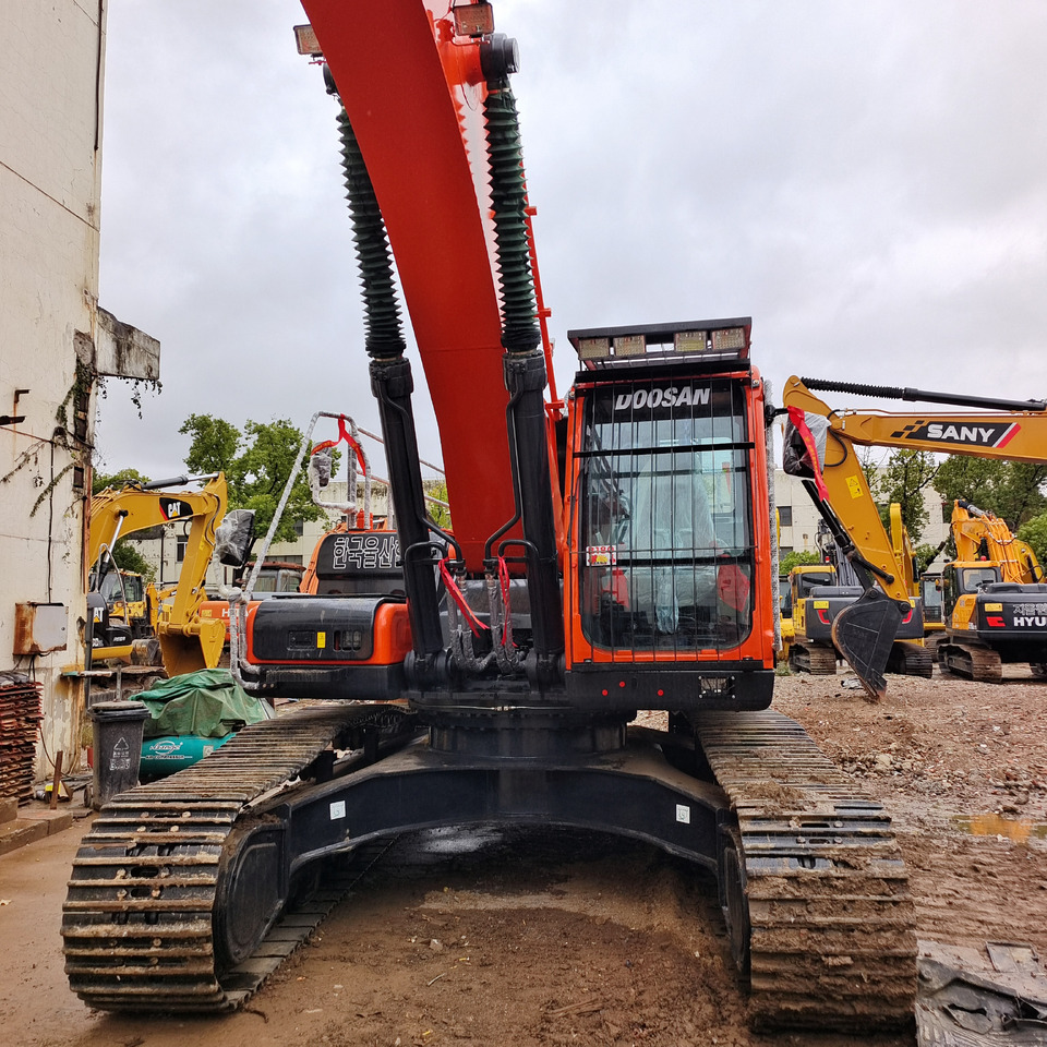DOOSAN DX340LC-9C DX 340 LCA - حفار زاحف: صورة 1 DOOSAN DX340LC-9C DX 340 LCA - حفار زاحف: صورة 1