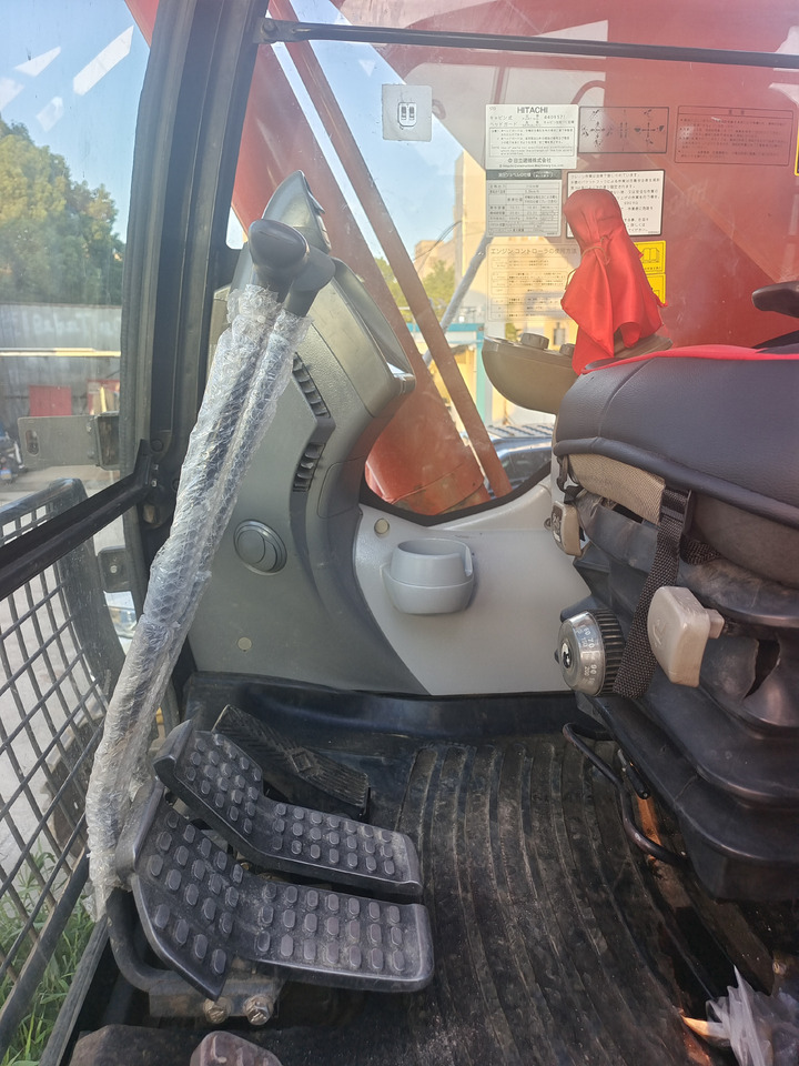 HITACHI ZX350H-5G ZX 350 H - 5G ZX350 - حفار زاحف: صورة 5 HITACHI ZX350H-5G ZX 350 H - 5G ZX350 - حفار زاحف: صورة 5