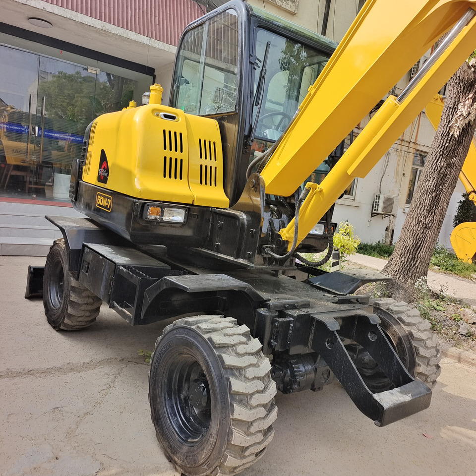 HYUNDAI R60W-7 - حفار ذو عجلات: صورة 4 HYUNDAI R60W-7 - حفار ذو عجلات: صورة 4