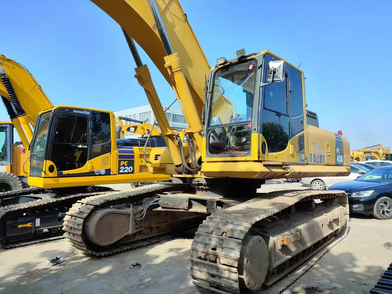 KOMATSU PC 450 - 8 - حفار زاحف: صورة 3 KOMATSU PC 450 - 8 - حفار زاحف: صورة 3