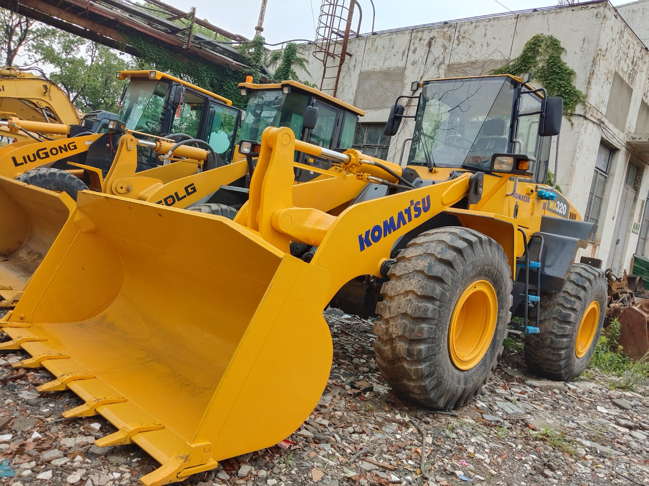 KOMATSU WA 320 WA320-5 - اللودر بعجل: صورة 5 KOMATSU WA 320 WA320-5 - اللودر بعجل: صورة 5
