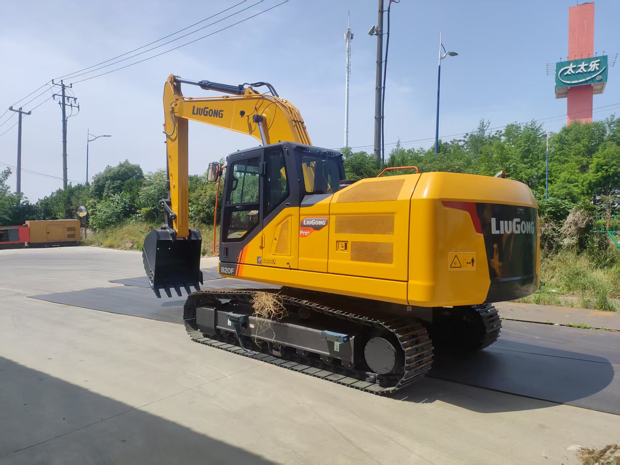 LIUGONG 920FG4 100% Brand New 21.5 TON 20 TON - حفار زاحف: صورة 1 LIUGONG 920FG4 100% Brand New 21.5 TON 20 TON - حفار زاحف: صورة 1