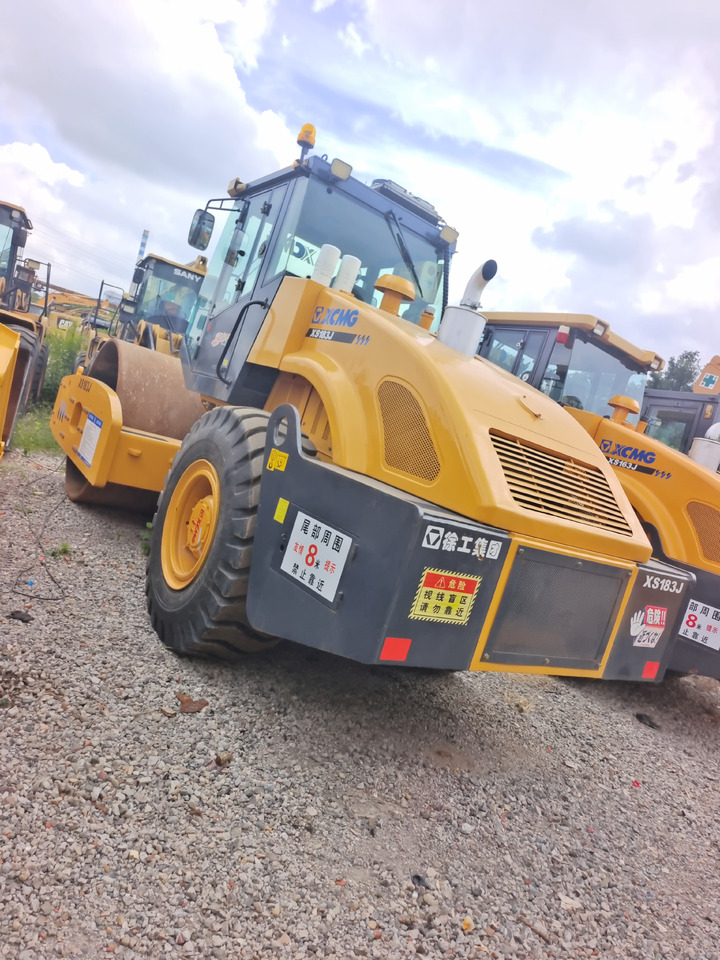 XCMG XS 183J 203J 223J 143J 163J 263J - رَصَّاص الطرق: صورة 2 XCMG XS 183J 203J 223J 143J 163J 263J - رَصَّاص الطرق: صورة 2