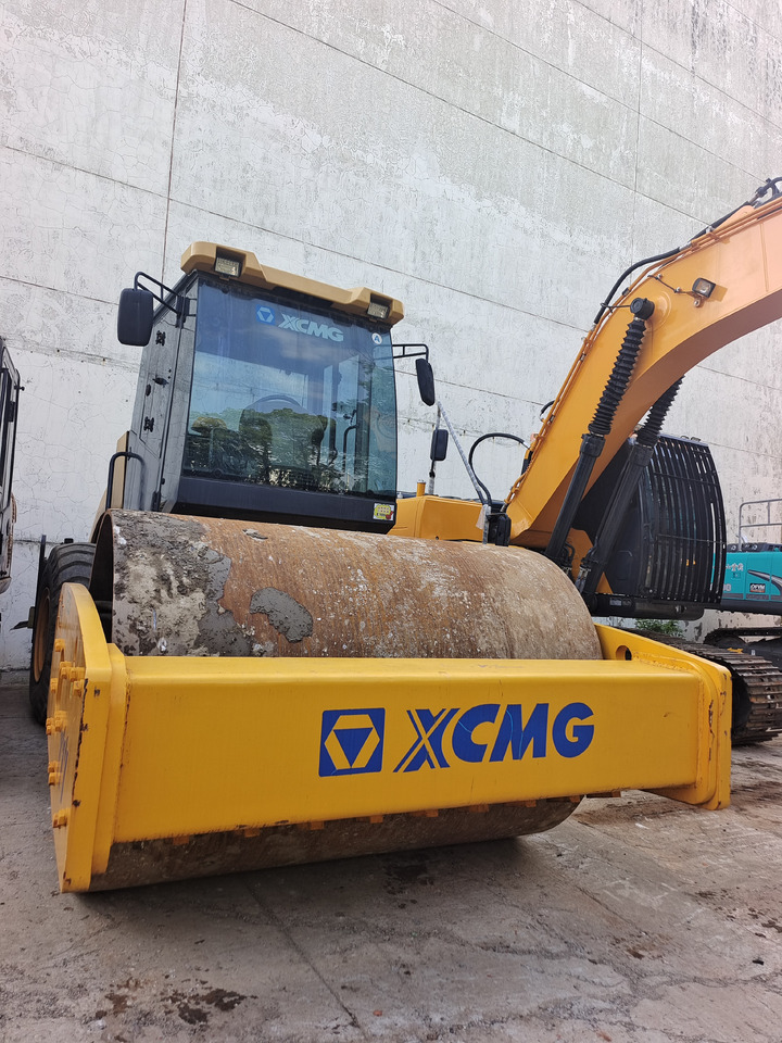 رَصَّاص الطرق XCMG XS 203J 223J 263J 183J: صورة 9 رَصَّاص الطرق XCMG XS 203J 223J 263J 183J: صورة 9