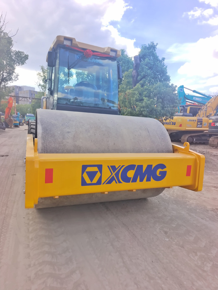 XCMG XS 223J - رَصَّاص الطرق: صورة 3 XCMG XS 223J - رَصَّاص الطرق: صورة 3
