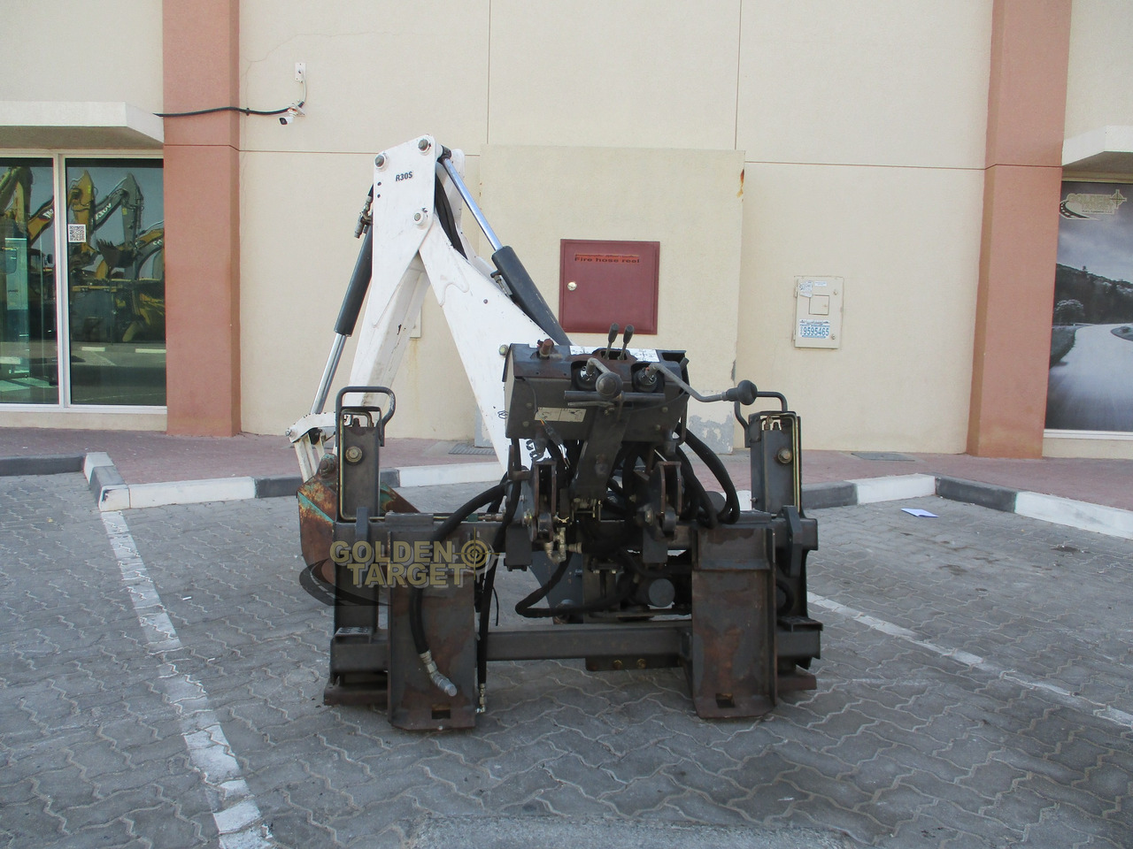 BOBCAT Skid Steer R30S Backhoe Attachment - بكت شيول - شيول صغير: صورة 2 BOBCAT Skid Steer R30S Backhoe Attachment - بكت شيول - شيول صغير: صورة 2