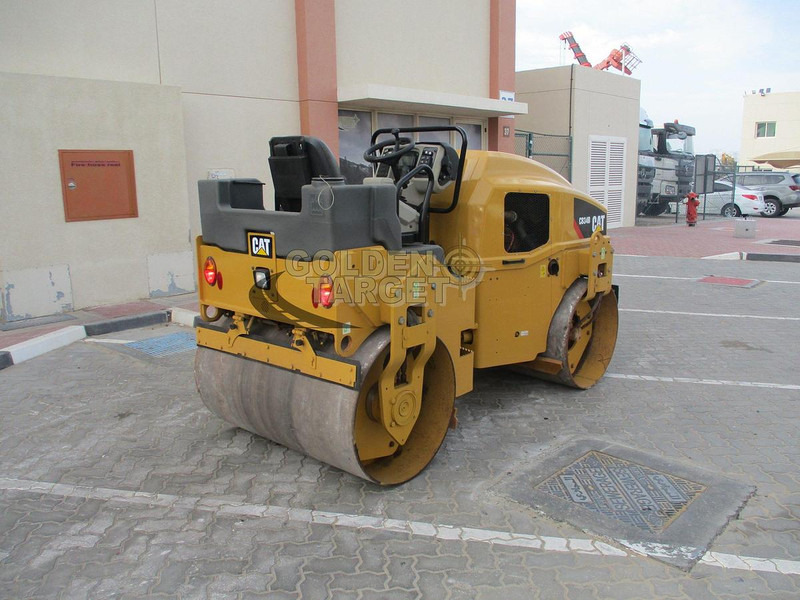 Caterpillar CB34B - مدحلة زراعية: صورة 3 Caterpillar CB34B - مدحلة زراعية: صورة 3