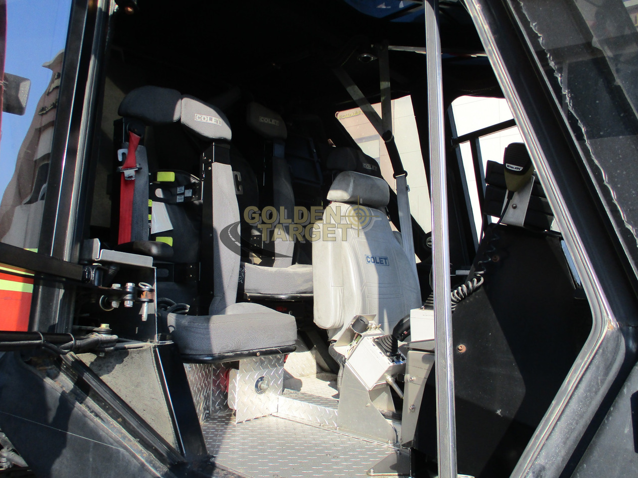 شاحنة حريق Colet K40E JAGUAR 8x6 Airport Fire Truck: صورة 23 شاحنة حريق Colet K40E JAGUAR 8x6 Airport Fire Truck: صورة 23