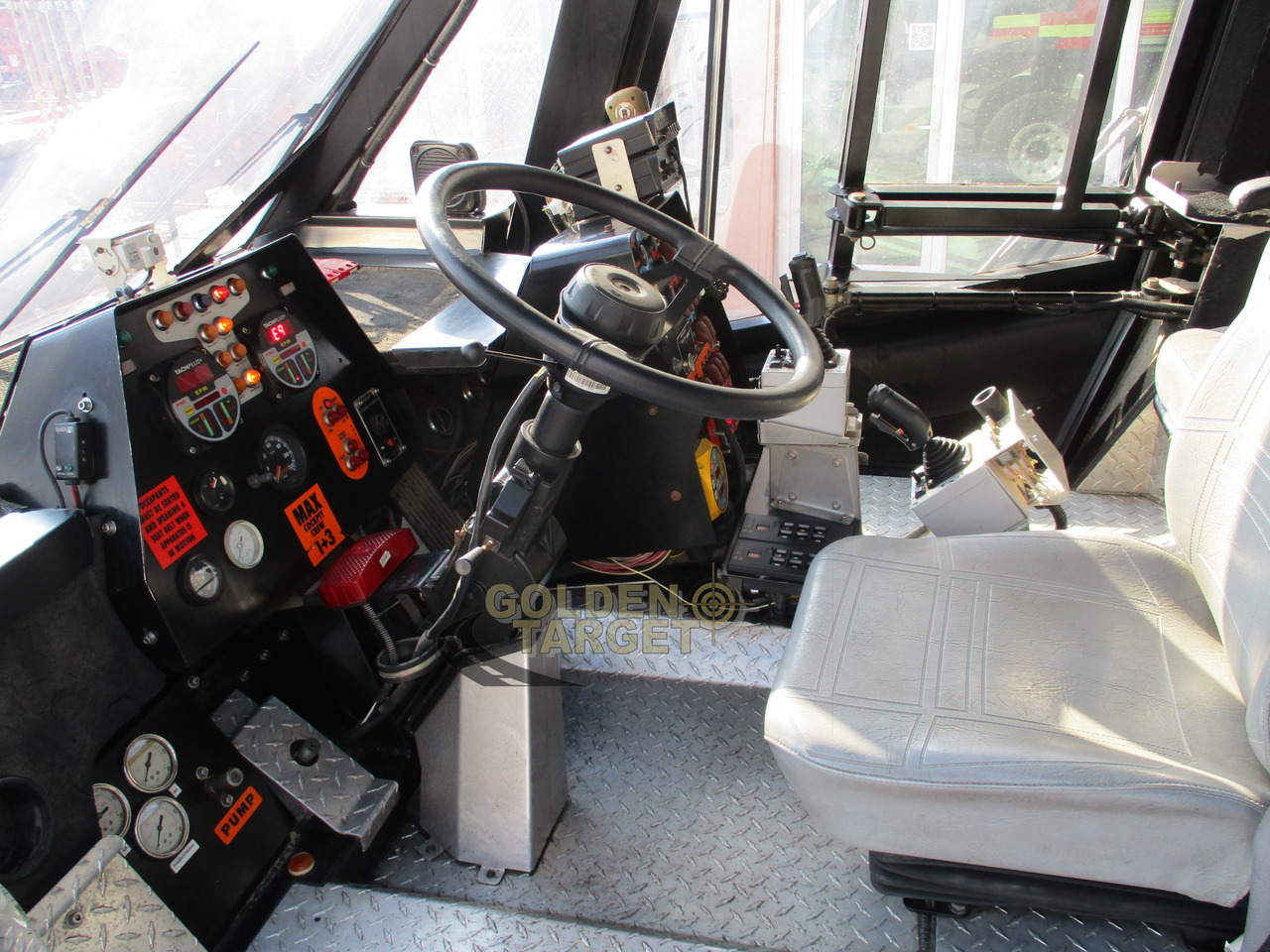 شاحنة حريق Colet K40E JAGUAR 8x6 Airport Fire Truck: صورة 25 شاحنة حريق Colet K40E JAGUAR 8x6 Airport Fire Truck: صورة 25