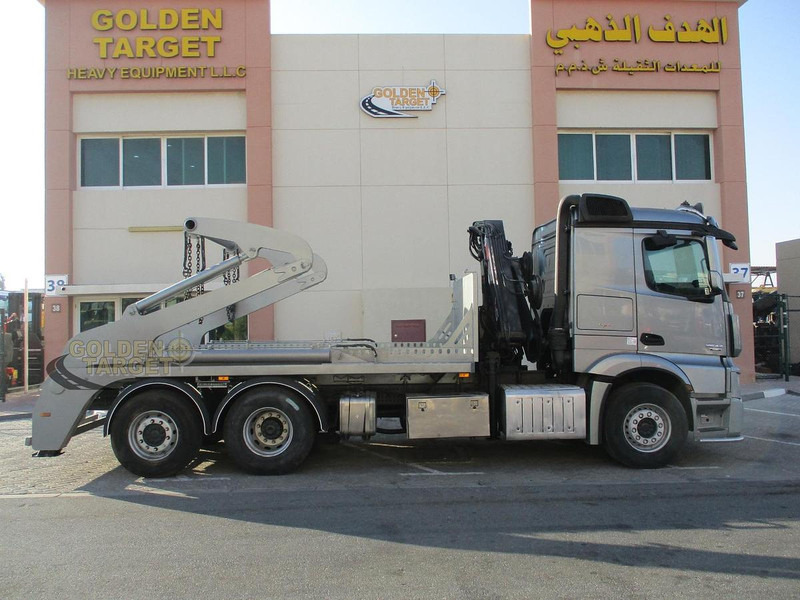 Mercedes-Benz 2642 6×2 Double Skip Loader with HIAB Crane - اللودر: صورة 3 Mercedes-Benz 2642 6×2 Double Skip Loader with HIAB Crane - اللودر: صورة 3