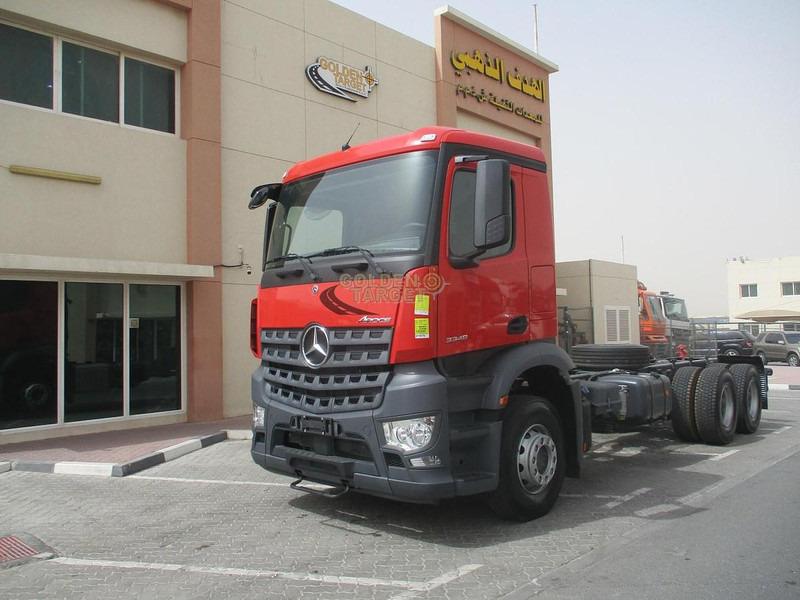 Mercedes-Benz Arocs 3348 - نصف مقطورة بهيكل معدني: صورة 2 Mercedes-Benz Arocs 3348 - نصف مقطورة بهيكل معدني: صورة 2