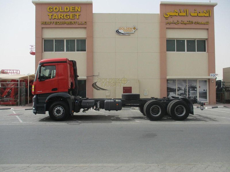 Mercedes-Benz Arocs 3348 - نصف مقطورة بهيكل معدني: صورة 5 Mercedes-Benz Arocs 3348 - نصف مقطورة بهيكل معدني: صورة 5