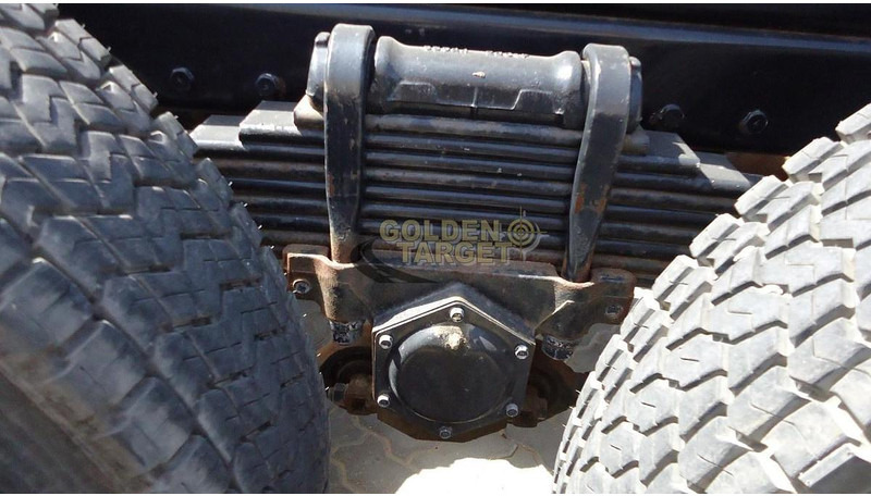 Nissan CZ4YL - نصف مقطورة بهيكل معدني: صورة 5 Nissan CZ4YL - نصف مقطورة بهيكل معدني: صورة 5