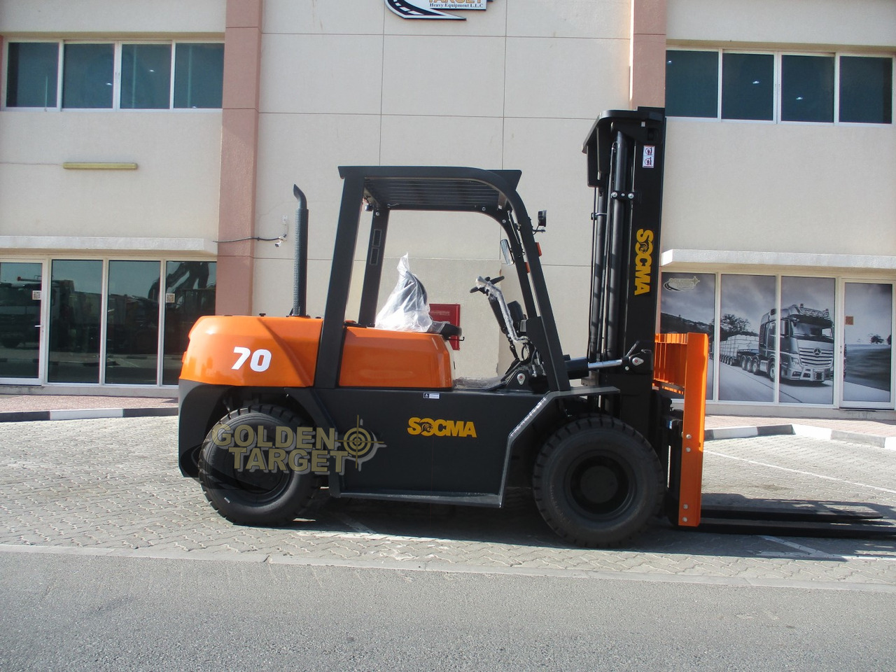 SOCMA HNF-70 Forklift - رافعة شوكية ديزل: صورة 5 SOCMA HNF-70 Forklift - رافعة شوكية ديزل: صورة 5