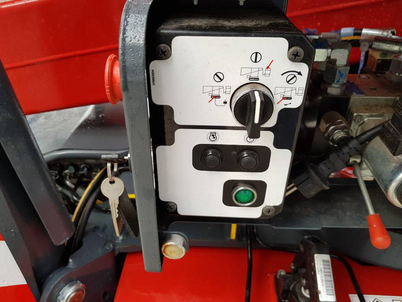 Hinowa Lightlift 17.75 III S - مرفاع مفصلي: صورة 5 Hinowa Lightlift 17.75 III S - مرفاع مفصلي: صورة 5
