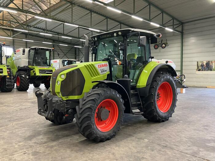 Claas Arion 540 - جرار: صورة 1 Claas Arion 540 - جرار: صورة 1