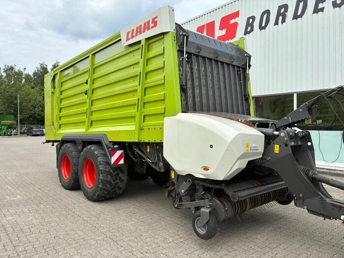 Claas CARGOS 8400 - عربة ذاتية التحميل: صورة 2 Claas CARGOS 8400 - عربة ذاتية التحميل: صورة 2