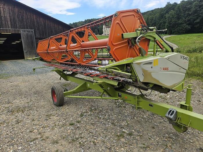 Claas V540 Vario - رأس الحصادة: صورة 1 Claas V540 Vario - رأس الحصادة: صورة 1