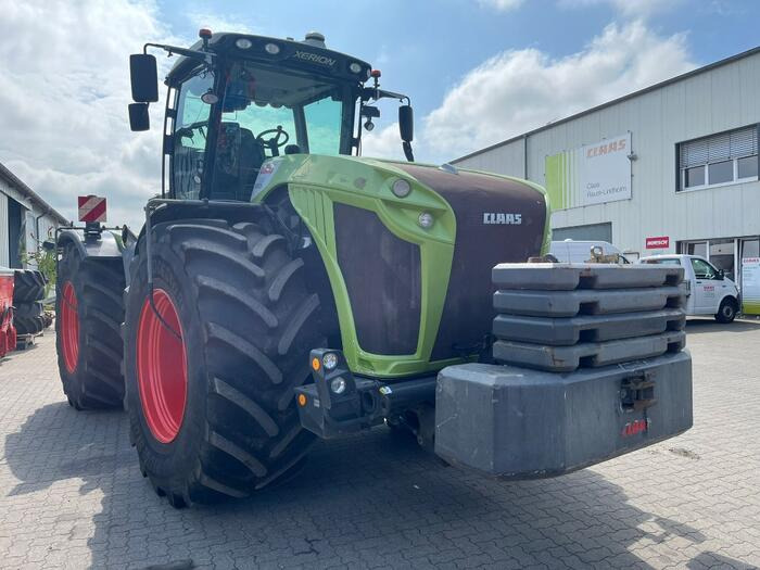 Claas Xerion 5000 Trac - جرار: صورة 2 Claas Xerion 5000 Trac - جرار: صورة 2