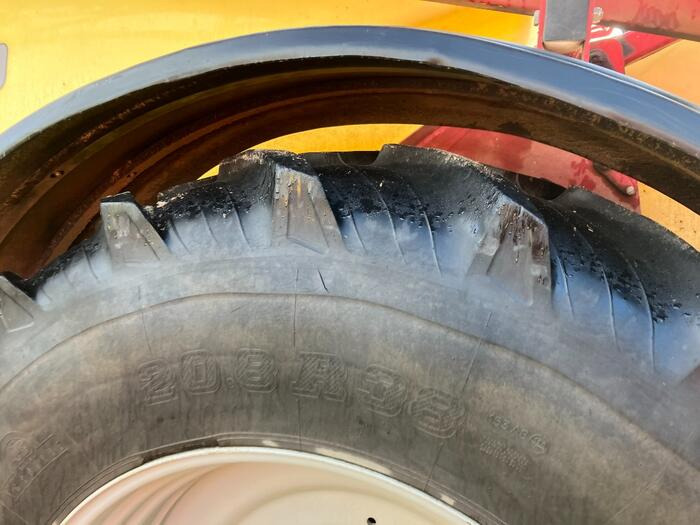 Hardi NAVIGATOR 4000 - رشاش معلق على جرار: صورة 5 Hardi NAVIGATOR 4000 - رشاش معلق على جرار: صورة 5
