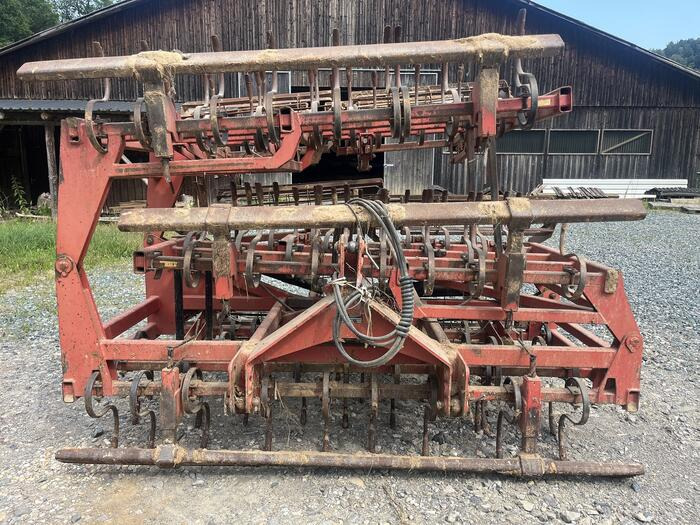 Hatzenbichler Saatbeetkombination 8m - آلة بذر الحصاد: صورة 2 Hatzenbichler Saatbeetkombination 8m - آلة بذر الحصاد: صورة 2