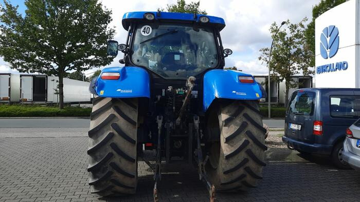 New Holland T6070 - جرار: صورة 3 New Holland T6070 - جرار: صورة 3