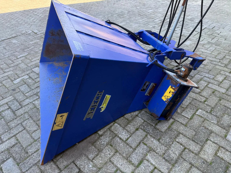 AP DETECH 1800 T instrooibak Zaagselstrooier Instrooimachine Zaagsel DETECH 1800 T instrooibak Zaagselstrooier Instrooimachine Zaag - معدات الماشية: صورة 1 AP DETECH 1800 T instrooibak Zaagselstrooier Instrooimachine Zaagsel DETECH 1800 T instrooibak Zaagselstrooier Instrooimachine Zaag - معدات الماشية: صورة 1