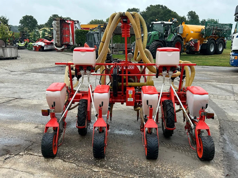 Gaspardo Gaspardo SP540 Maiszaaimachine 4 rijer Zaaimachine - آلة بذر: صورة 4 Gaspardo Gaspardo SP540 Maiszaaimachine 4 rijer Zaaimachine - آلة بذر: صورة 4