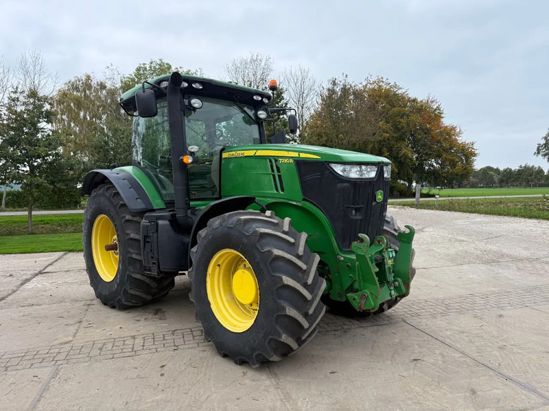 John Deere 7230R AP Trekker R serie 7230 - جرار: صورة 1 John Deere 7230R AP Trekker R serie 7230 - جرار: صورة 1