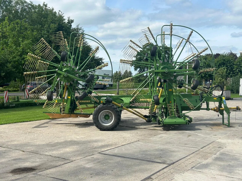 Krone Krone swadro 1400 Plus Zwadhark 4 rotor hark - نشارة الدريس/ شوكة جرف: صورة 1 Krone Krone swadro 1400 Plus Zwadhark 4 rotor hark - نشارة الدريس/ شوكة جرف: صورة 1