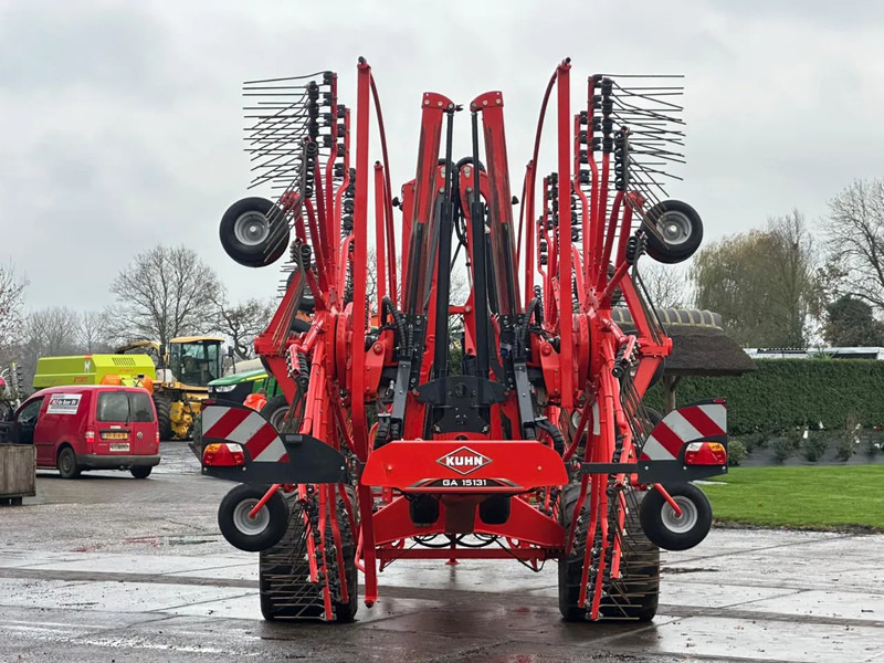 Kuhn GA 15131 Zwadhark 4 rotorhark 15 meter!! - نشارة الدريس/ شوكة جرف: صورة 3 Kuhn GA 15131 Zwadhark 4 rotorhark 15 meter!! - نشارة الدريس/ شوكة جرف: صورة 3