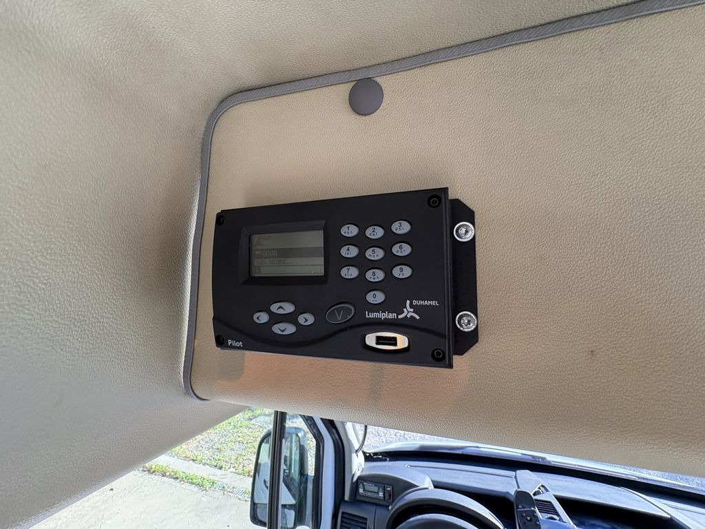 تأجير MERCEDES-BENZ MERCEDES SPRINTER CITY 77 MERCEDES-BENZ MERCEDES SPRINTER CITY 77: صورة 11