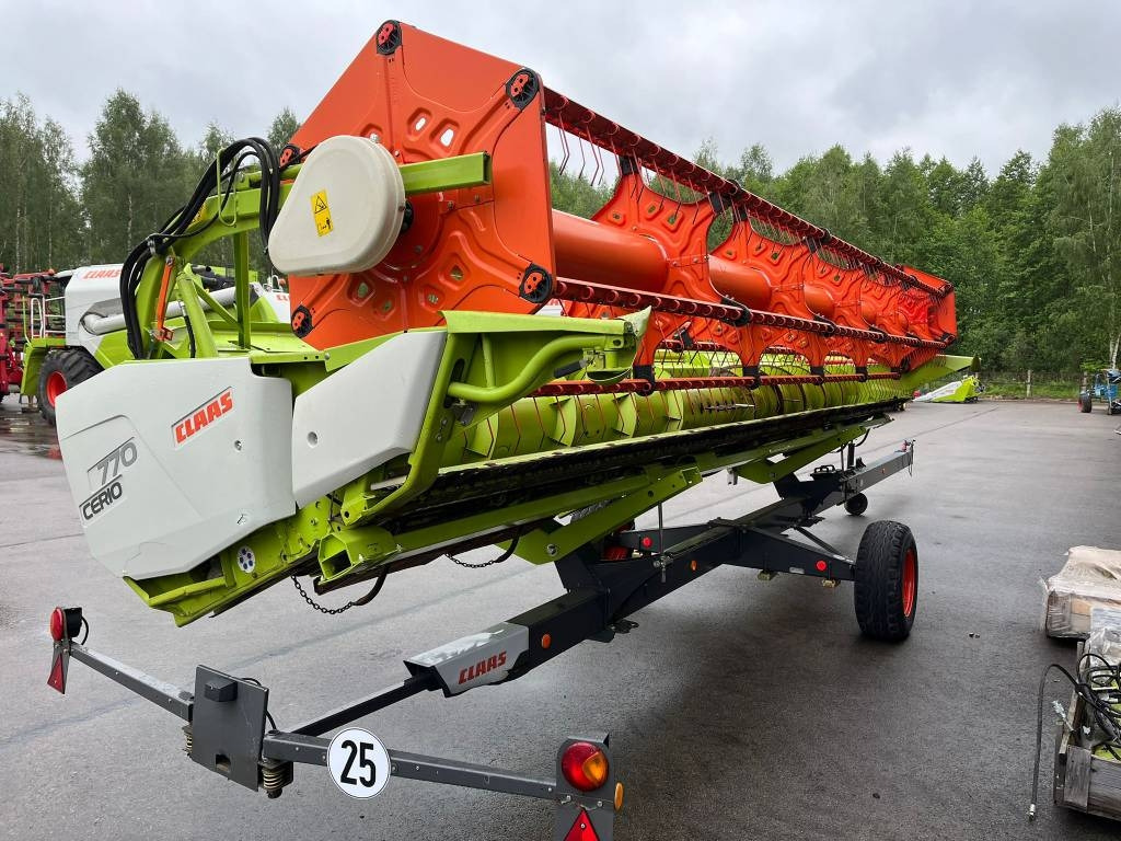 Claas CERIO 770 - ملحقات حصادات: صورة 1 Claas CERIO 770 - ملحقات حصادات: صورة 1