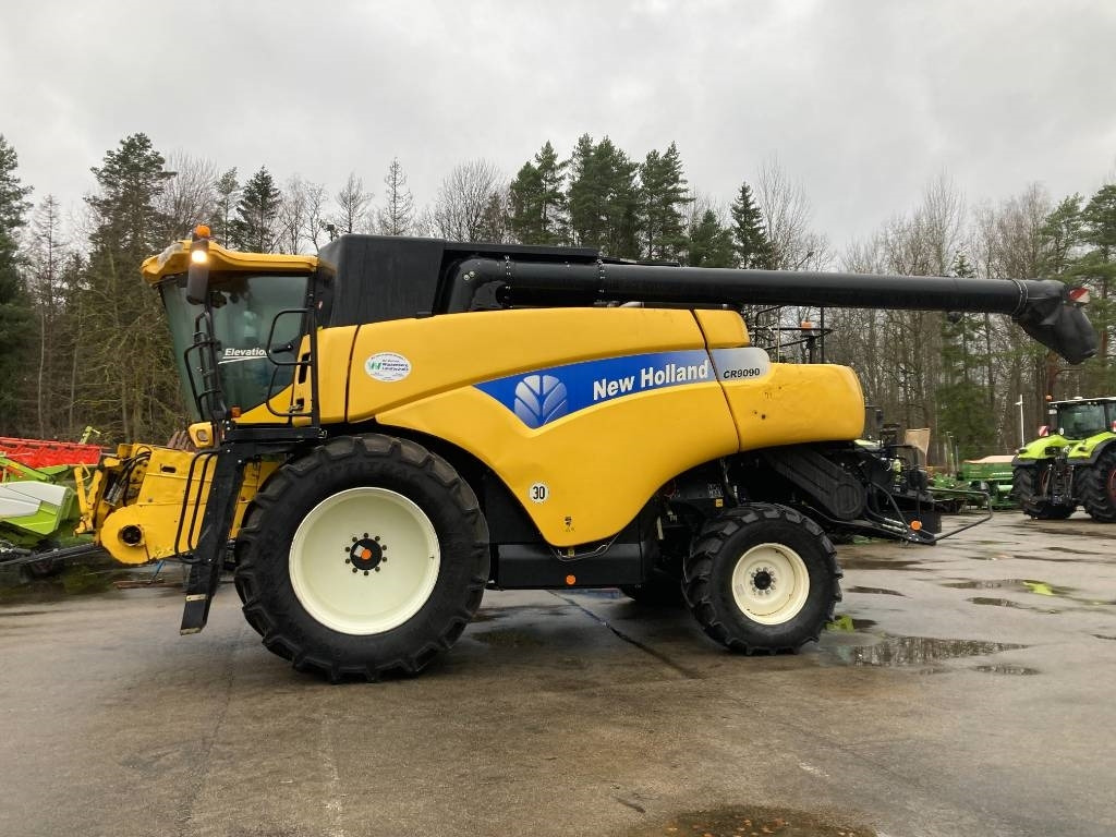 New Holland CR 9090 Elevation - حصادة: صورة 3 New Holland CR 9090 Elevation - حصادة: صورة 3