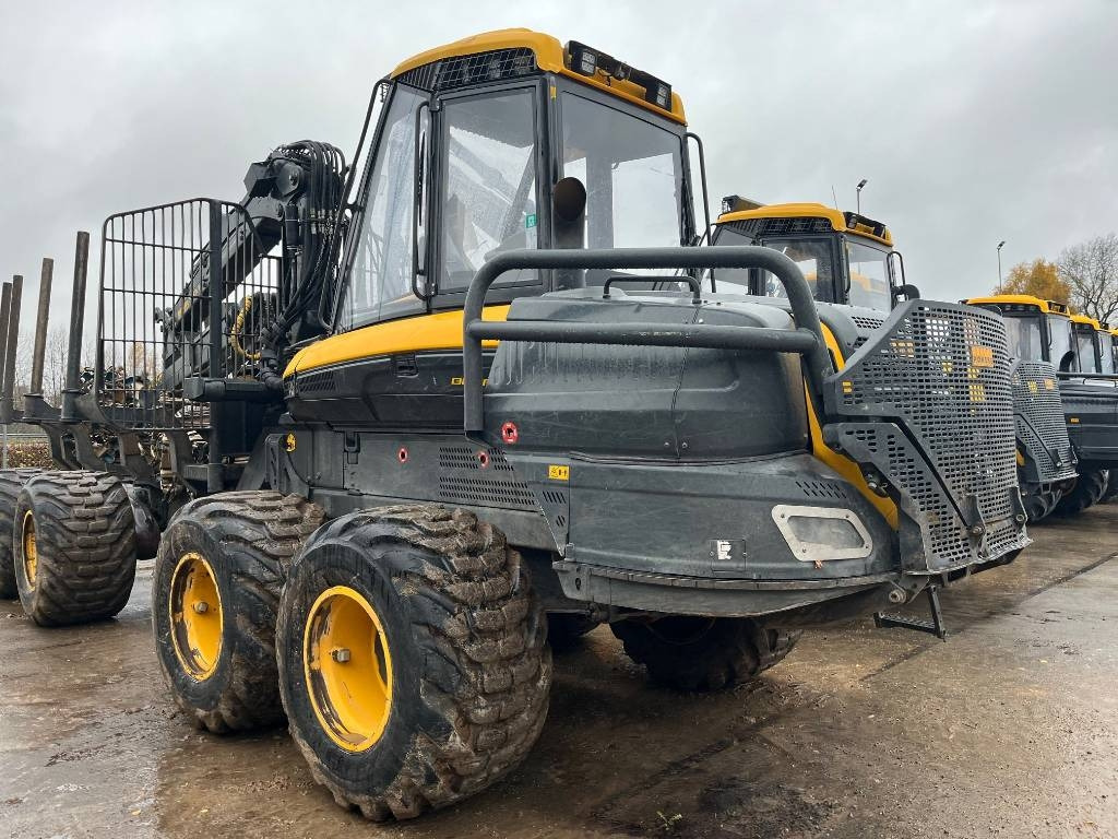 Ponsse Buffalo 8W - جرار شحن جذوع أشجار الغابات: صورة 3 Ponsse Buffalo 8W - جرار شحن جذوع أشجار الغابات: صورة 3