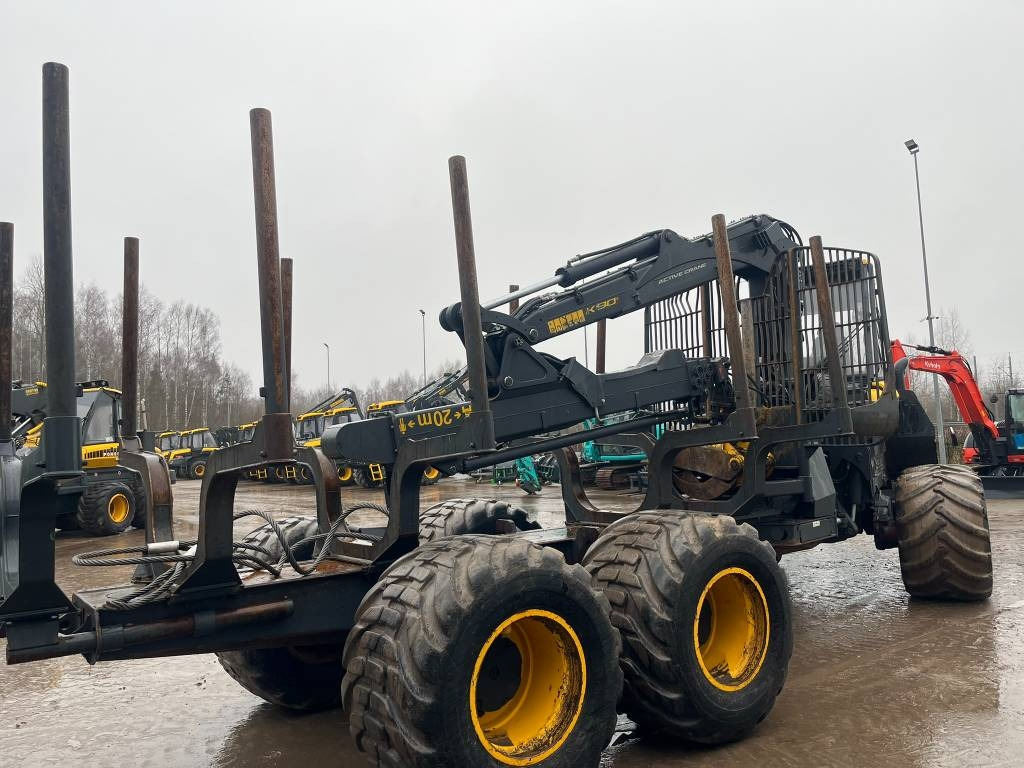 Ponsse Buffalo 8W - جرار شحن جذوع أشجار الغابات: صورة 5 Ponsse Buffalo 8W - جرار شحن جذوع أشجار الغابات: صورة 5